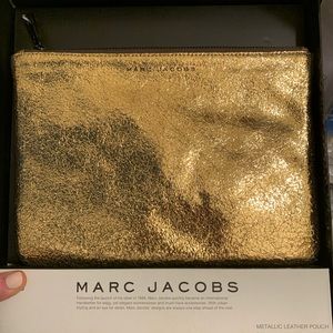 MARC JACOBS gold leather purse
